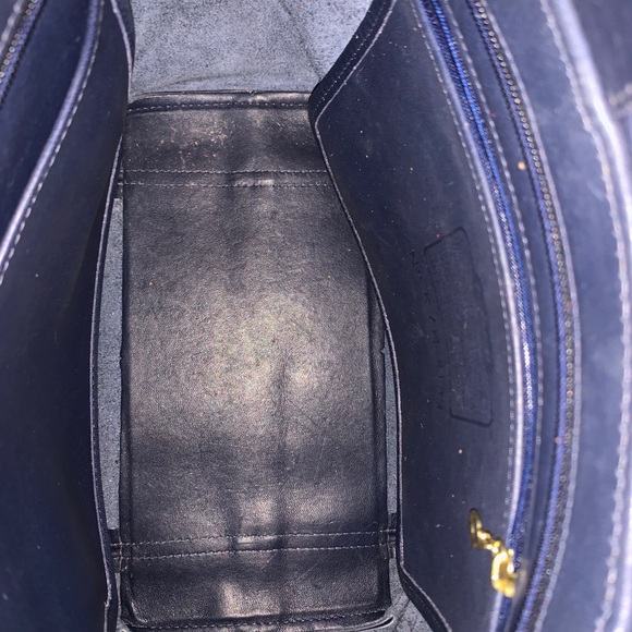 Authentic Coach Purse - Picture 5 of 9